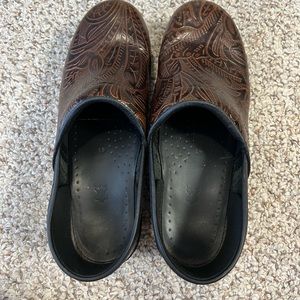 Dansko shoes